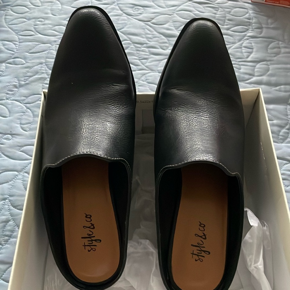 Black Style & Co Mules